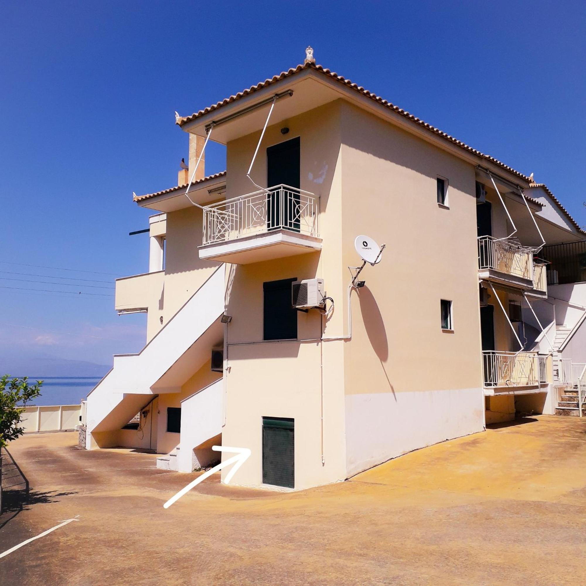Derveni Seaside Apartments "Penthouse" 외부 사진