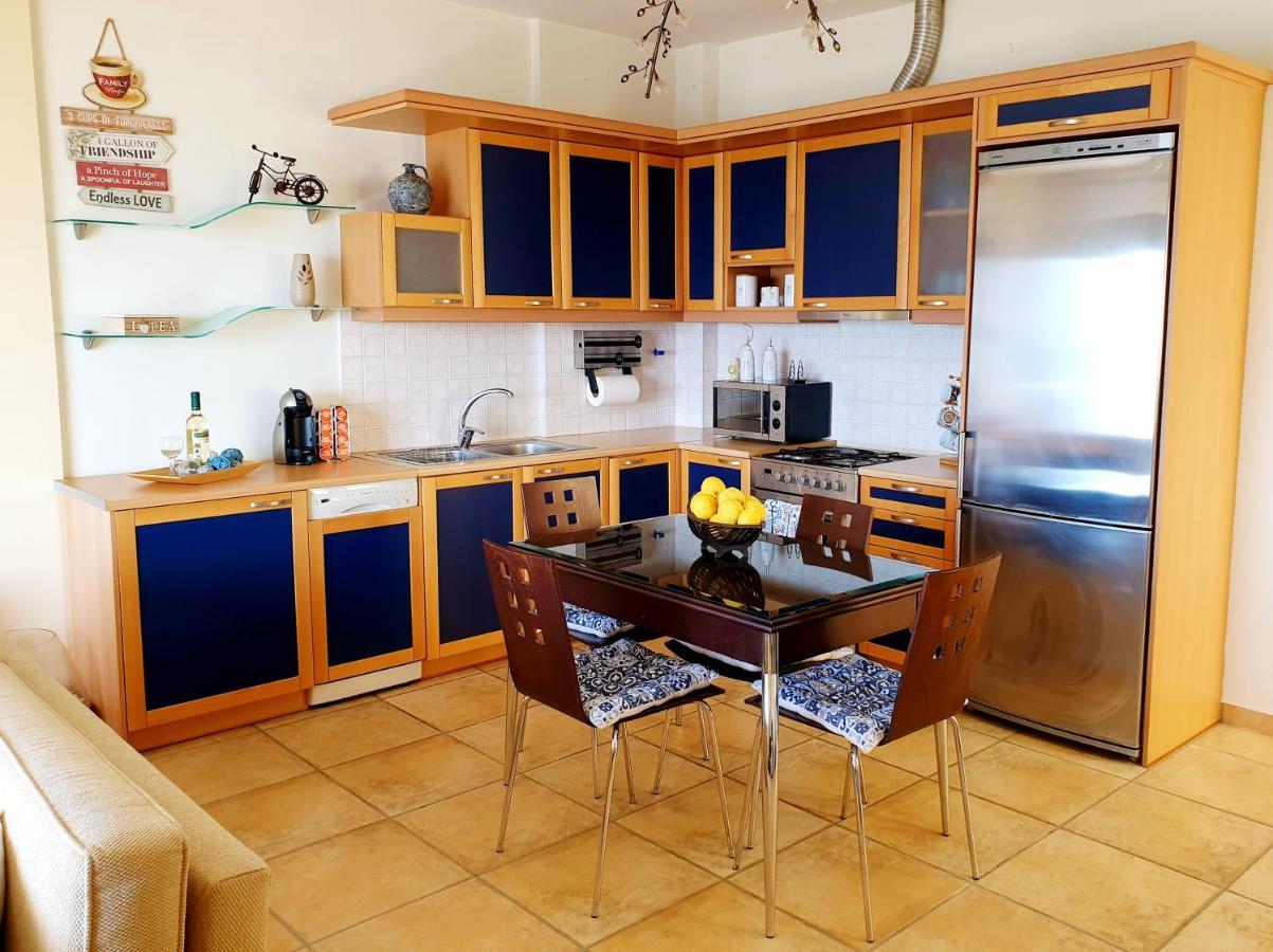 Derveni Seaside Apartments "Penthouse" 외부 사진