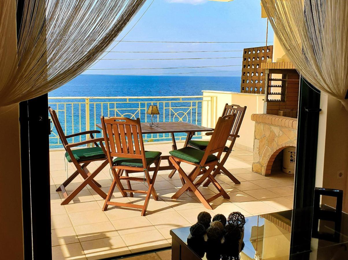 Derveni Seaside Apartments "Penthouse" 외부 사진
